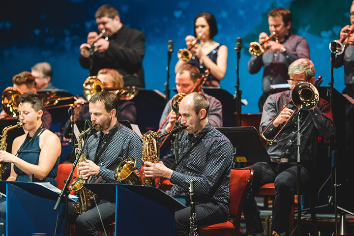 Kolínský Big Band - "Opět sami doma"