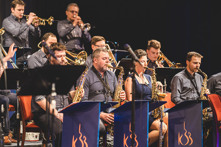 Kolínský Big Band - "Opět sami doma"
