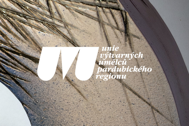 UNIE VÝTVARNÝCH UMĚLCŮ pardubického kraje / Z ateliérů AVU