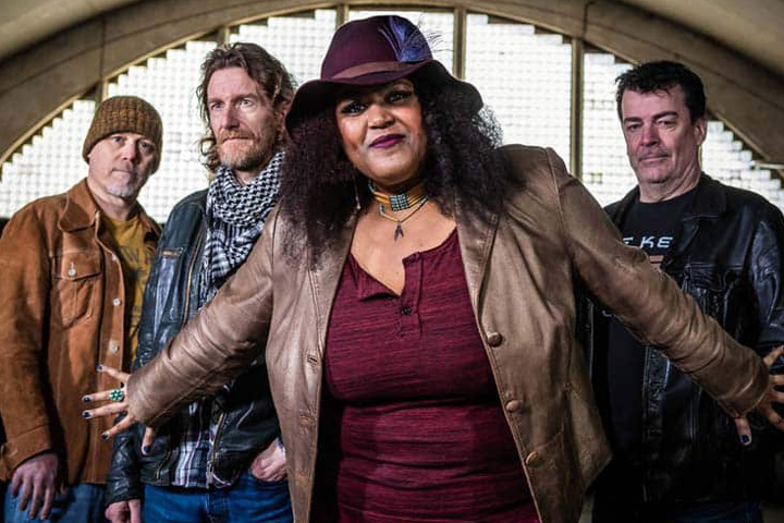 Dede Priest & Johnny Clark´s Outlaws  (USA/EU)