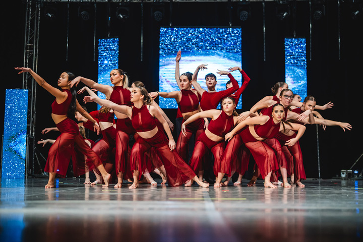 15. CrossDance Show 2025
