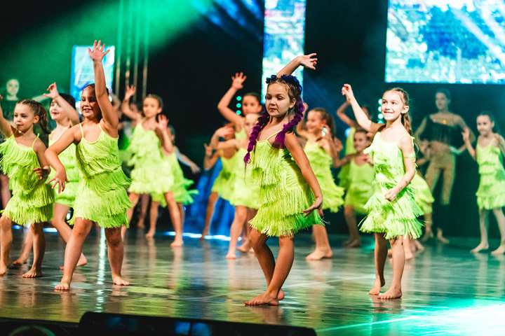 15. CrossDance Show 2025