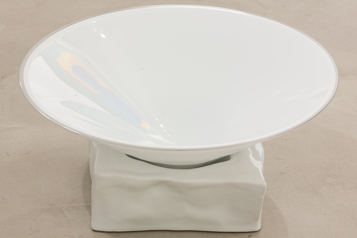 JAN TICHÝ / obrazy, kresby, porcelán /