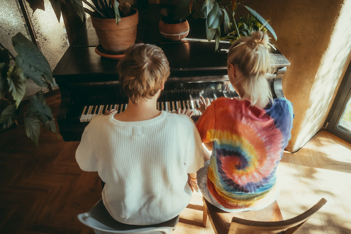 Bára Poláková & Štěpán Urban - Koncertní turné Sršeň