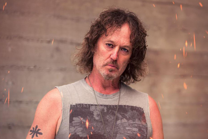 Carl Sentance (NAZARETH)  (GB)  