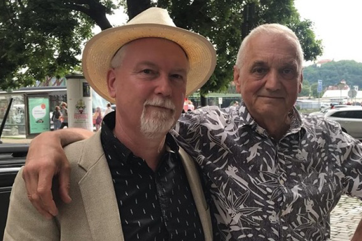 Šumný Kolín a mim