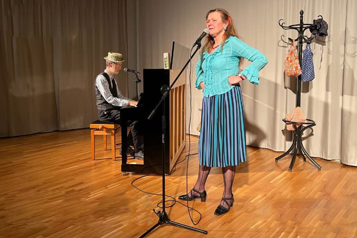 Šumný Kolín a mim