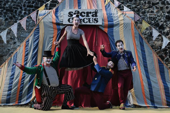 OTEVŘENO XXXI. - Neviditelný cirkus 